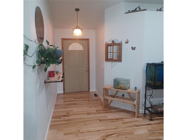 318 Riviera Ln, Johnstown, CO 80534