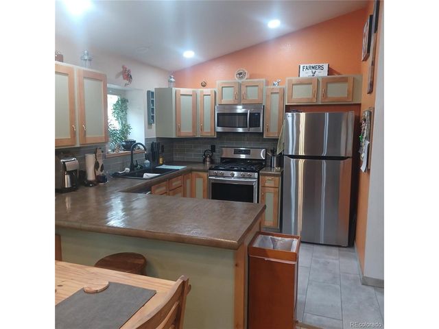 318 Riviera Ln, Johnstown, CO 80534