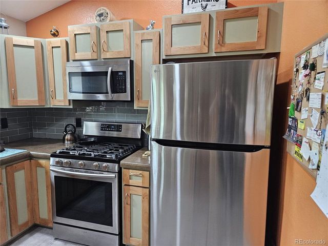 318 Riviera Ln, Johnstown, CO 80534