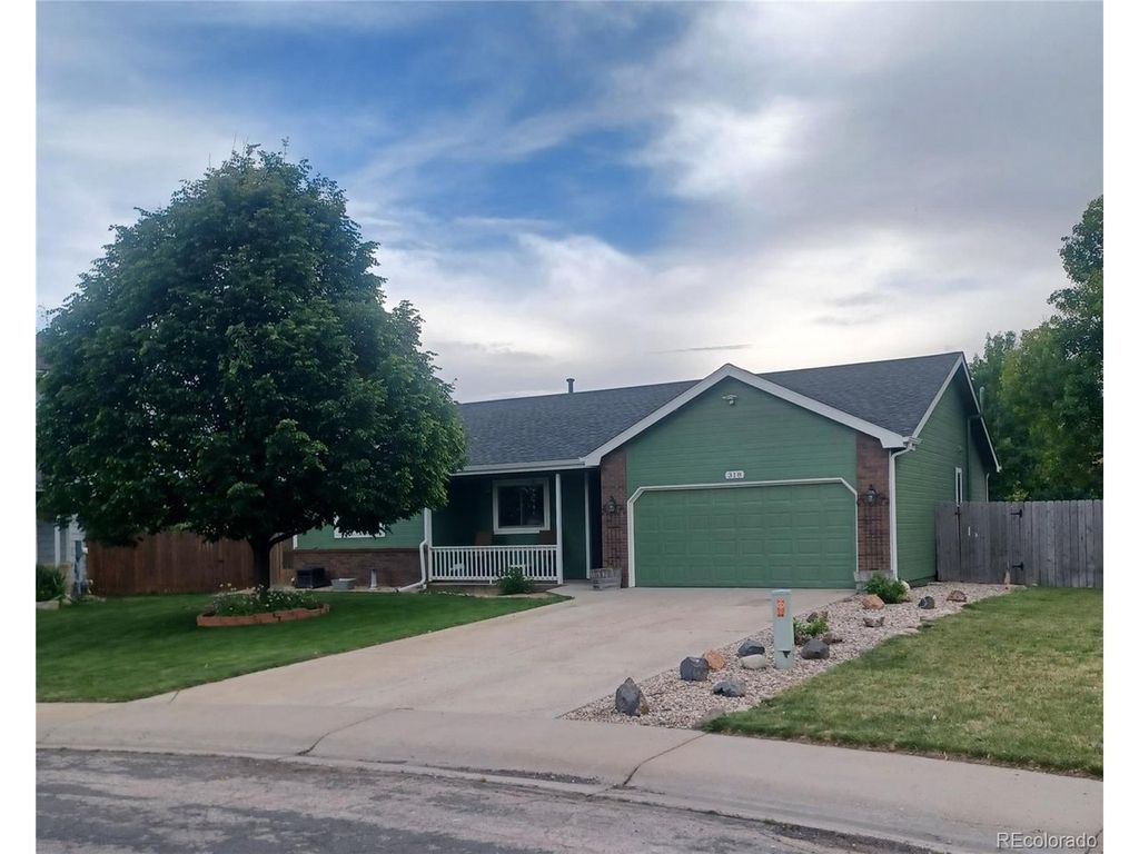 318 Riviera Ln, Johnstown, CO 80534