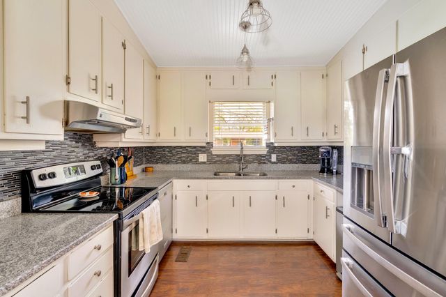 1325 Highland Road, Chattanooga, TN 37415