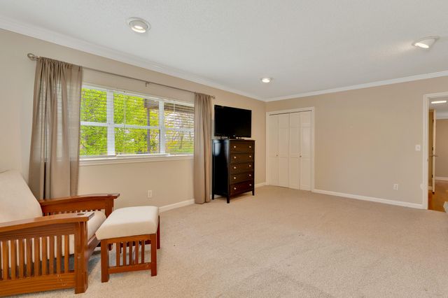 1325 Highland Road, Chattanooga, TN 37415