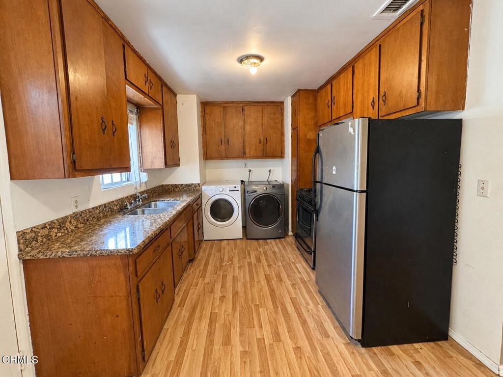 1422 E Mauretania Street, Los Angeles, CA 90744 — photo 5