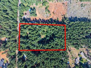 555 Mesa Verde Drive, Cave Junction, OR 97523