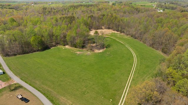 000 Martha Stockton Road, Albany, KY 42602