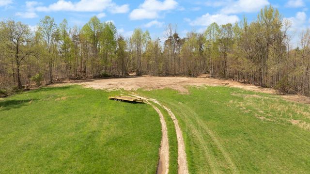 000 Martha Stockton Road, Albany, KY 42602