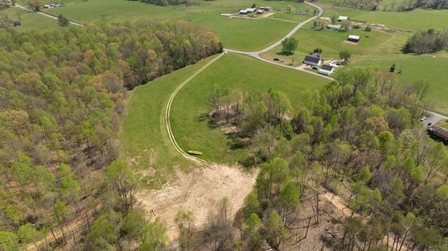 000 Martha Stockton Road, Albany, KY 42602