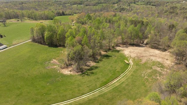 000 Martha Stockton Road, Albany, KY 42602