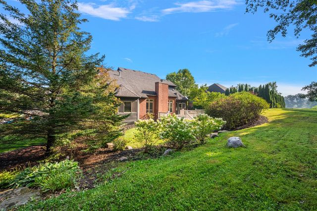 2342 Ivy Hill Drive, Commerce Twp, MI 48382