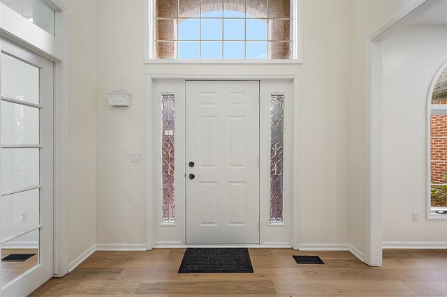 2342 Ivy Hill Drive, Commerce Twp, MI 48382