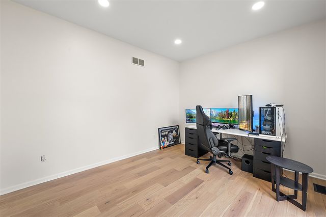 2342 Ivy Hill Drive, Commerce Twp, MI 48382