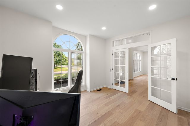 2342 Ivy Hill Drive, Commerce Twp, MI 48382