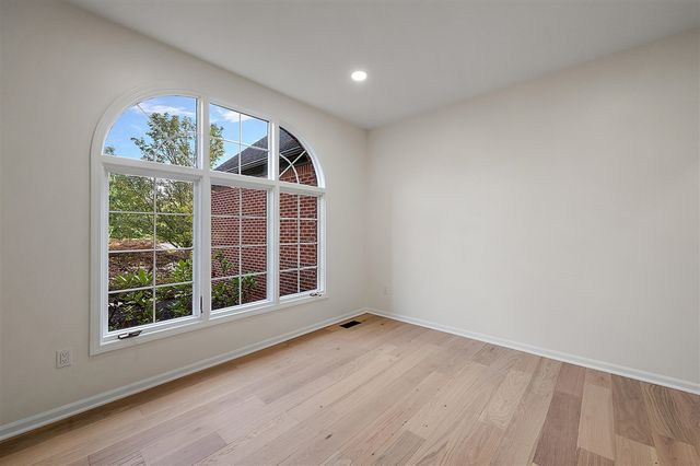 2342 Ivy Hill Drive, Commerce Twp, MI 48382