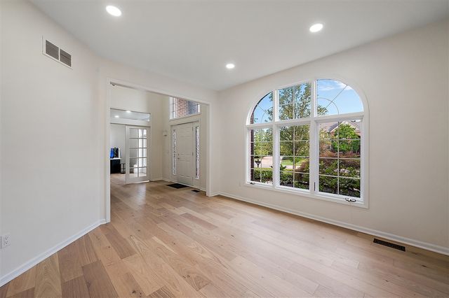 2342 Ivy Hill Drive, Commerce Twp, MI 48382