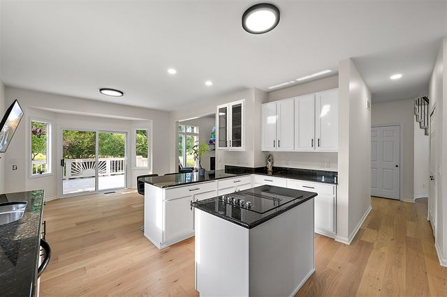 2342 Ivy Hill Drive, Commerce Twp, MI 48382