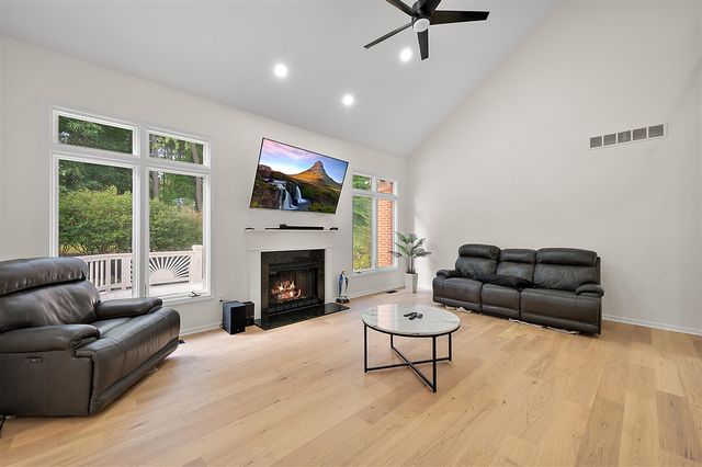 2342 Ivy Hill Drive, Commerce Twp, MI 48382