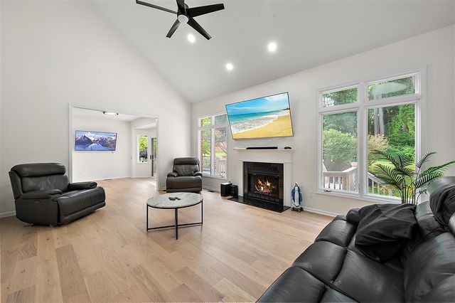 2342 Ivy Hill Drive, Commerce Twp, MI 48382