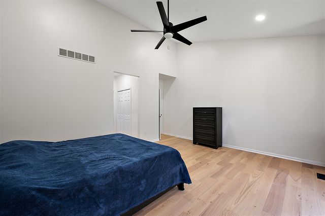 2342 Ivy Hill Drive, Commerce Twp, MI 48382