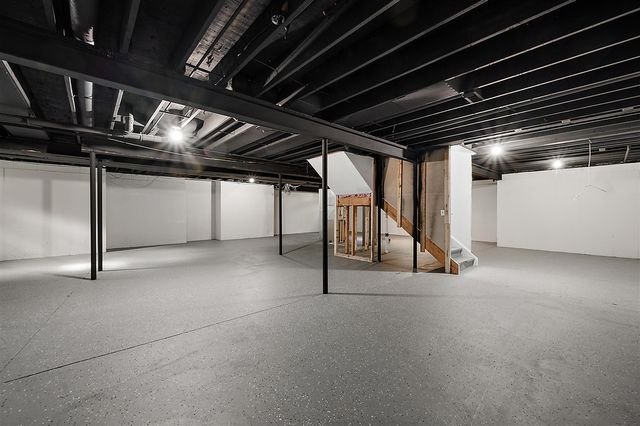 2342 Ivy Hill Drive, Commerce Twp, MI 48382