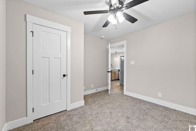135 Illinois Ave, Oak Grove, KY 42262
