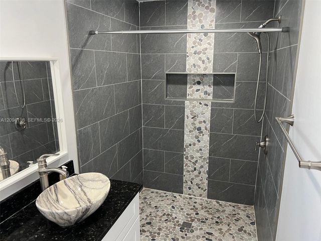 56 Cardinal Drive, North Fort Myers, FL 33917
