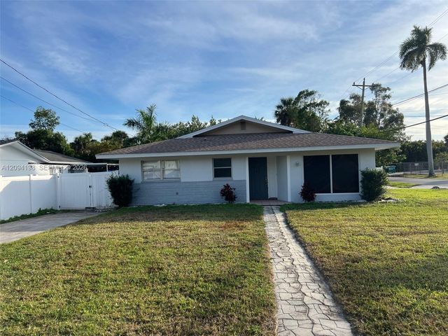 56 Cardinal Drive, North Fort Myers, FL 33917