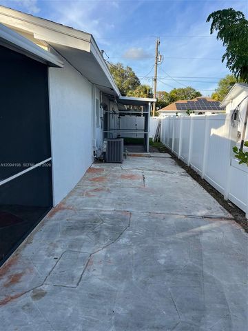 56 Cardinal Drive, North Fort Myers, FL 33917