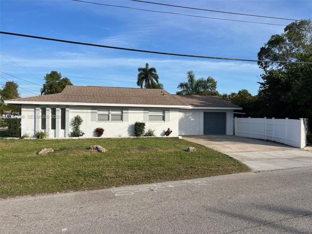 56 Cardinal Drive, North Fort Myers, FL 33917
