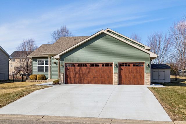 640 Dogwood Street NE, Lonsdale, MN 55046