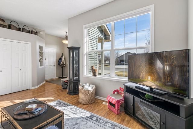 640 Dogwood Street NE, Lonsdale, MN 55046