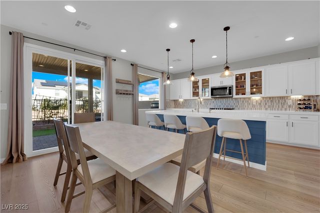 10388 Thurso Avenue, Las Vegas, NV 89166