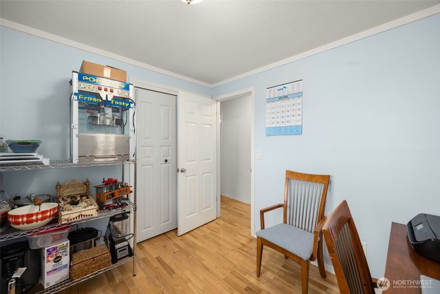 7627 NE 202nd Place, Kenmore, WA 98028