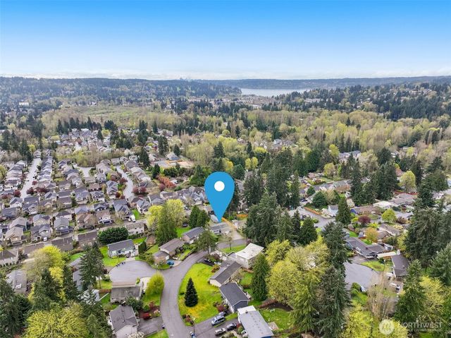 7627 NE 202nd Place, Kenmore, WA 98028
