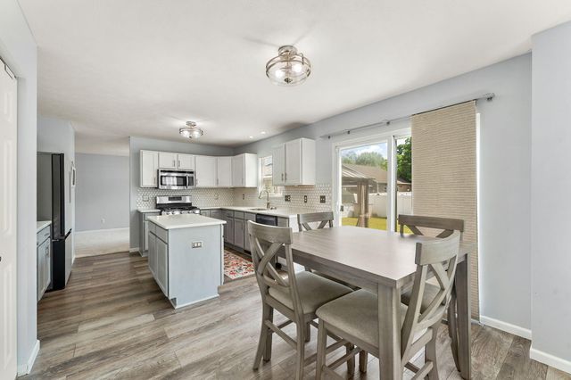 1965 Boardwalk Circle W, Portage, IN 46368