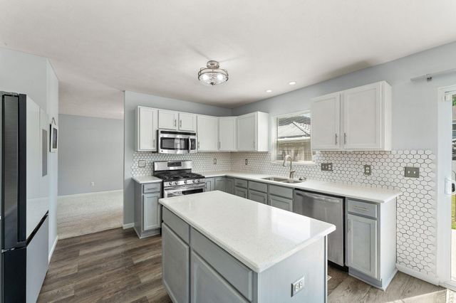 1965 Boardwalk Circle W, Portage, IN 46368