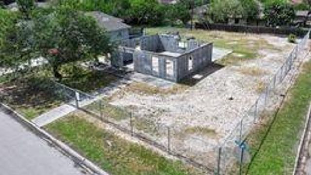 2800 Tierra Dorada Boulevard, Mission, TX 78572