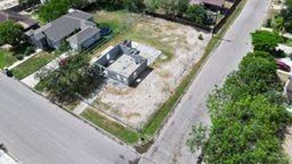 2800 Tierra Dorada Boulevard, Mission, TX 78572