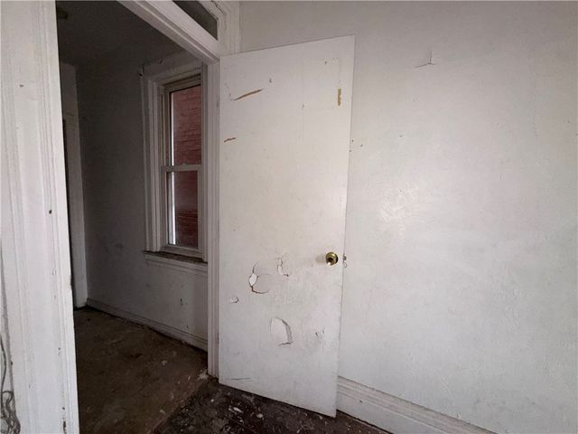 5001 Broad St, Garfield, PA 15224