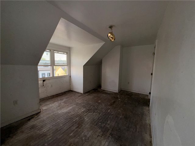 5001 Broad St, Garfield, PA 15224
