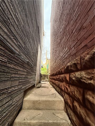 5001 Broad St, Garfield, PA 15224