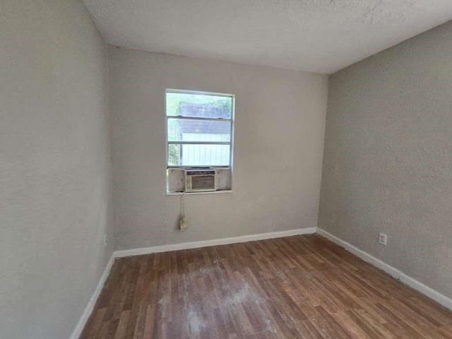 822 Woodhue Street, Channelview, TX 77530