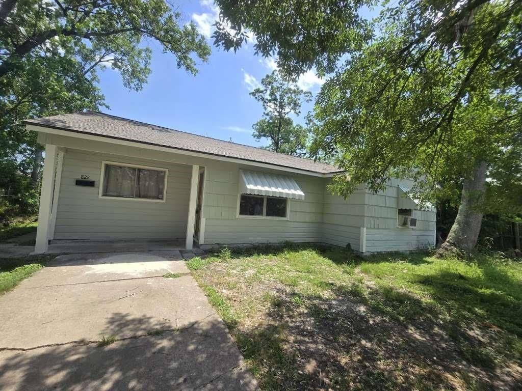 822 Woodhue Street, Channelview, TX 77530