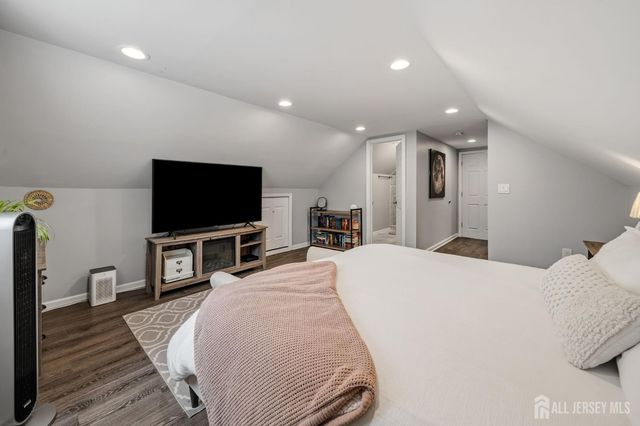 22 Elm Terrace, Parlin, NJ 08859