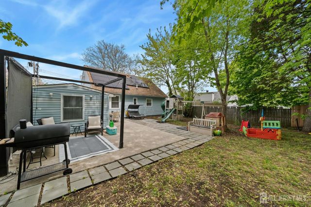 22 Elm Terrace, Parlin, NJ 08859