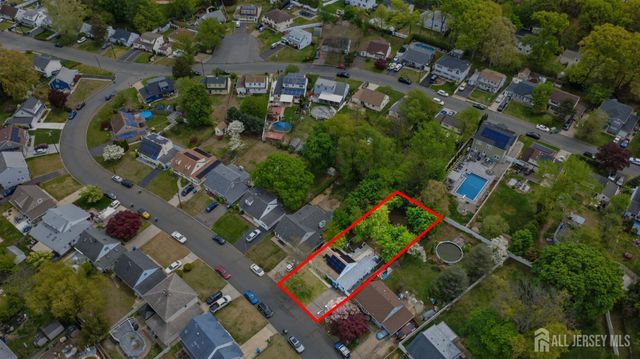 22 Elm Terrace, Parlin, NJ 08859