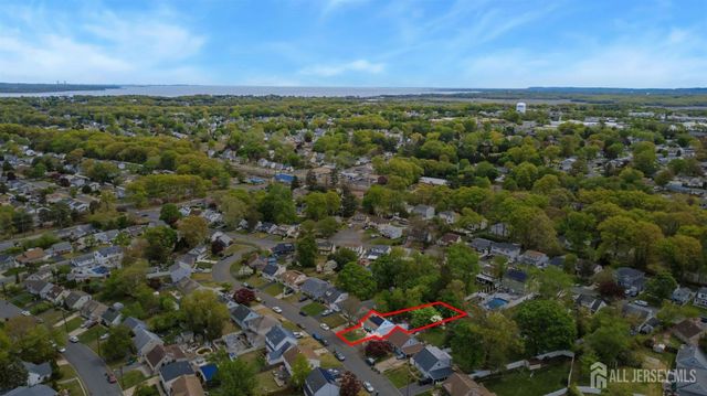 22 Elm Terrace, Parlin, NJ 08859