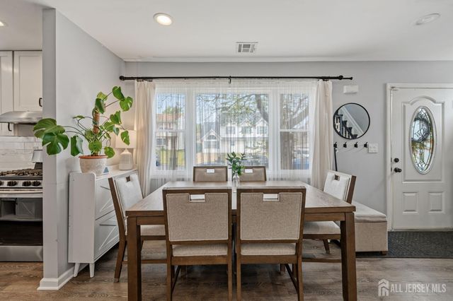22 Elm Terrace, Parlin, NJ 08859