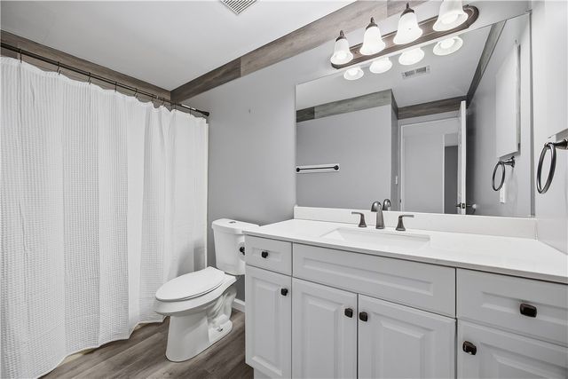 2212 Kenzie Drive, Robinson Twp, PA 15205