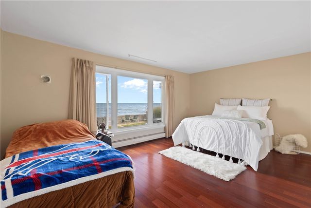 1412 Edgemere Drive, Greece, NY 14612