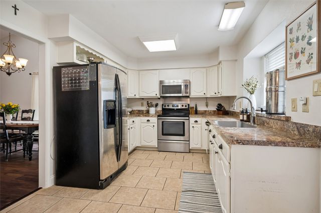 3017 Newcastle Court, Flower Mound, TX 75028